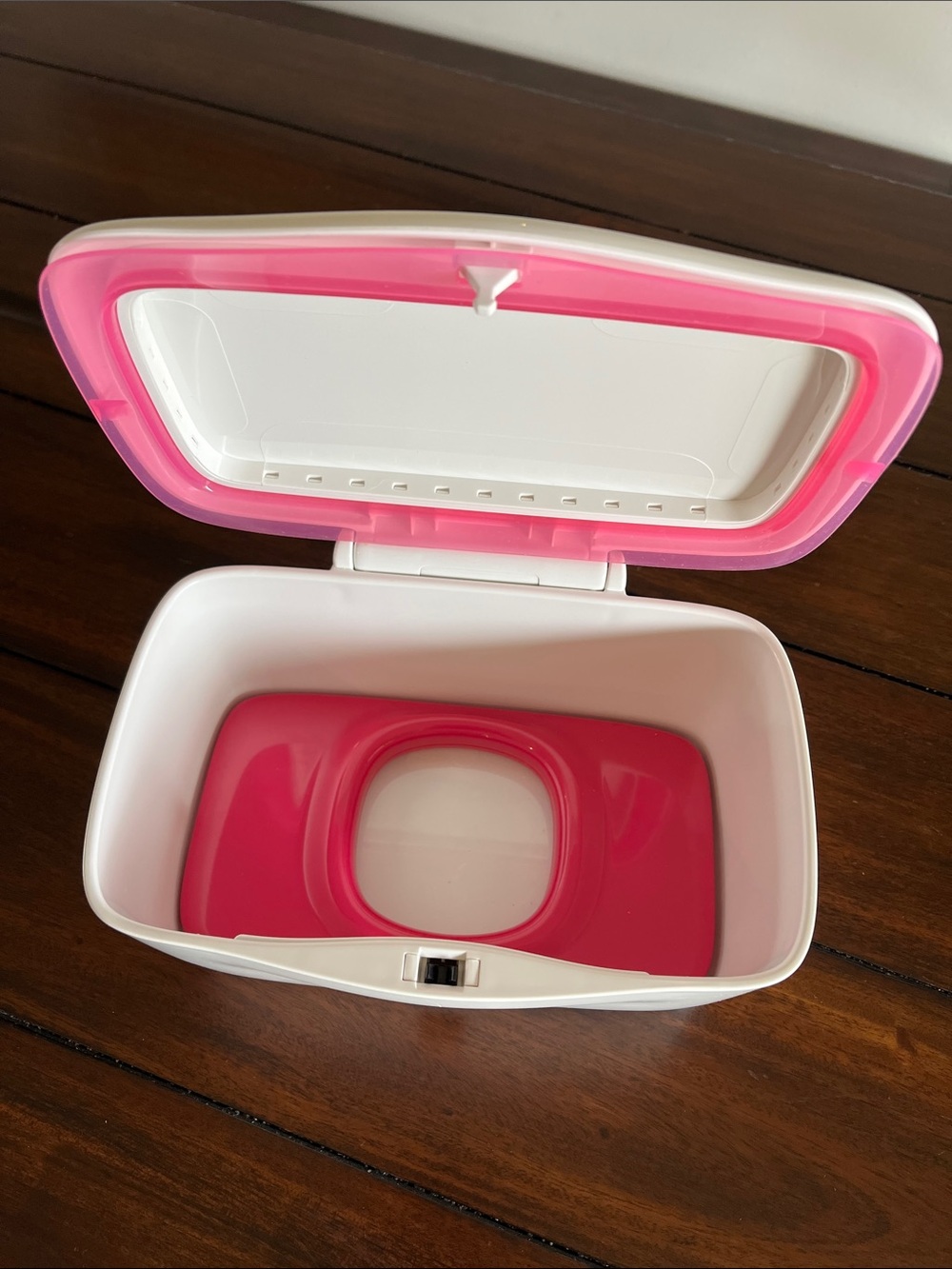 OXO Tot Perfect Pull Wipes Dispenser - Picture 6 of 8